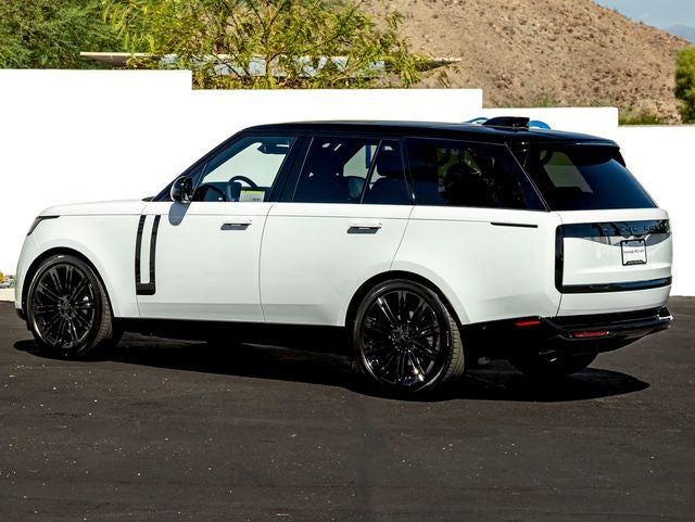 2026 Land Rover Range Rover SE