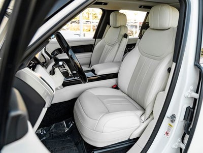 2025 Land Rover Range Rover SE