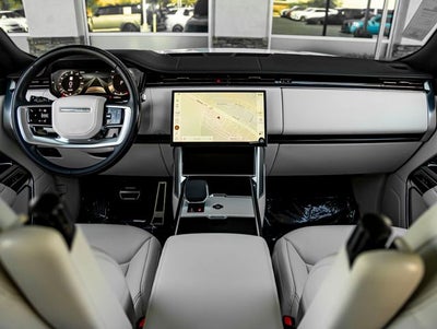 2025 Land Rover Range Rover SE