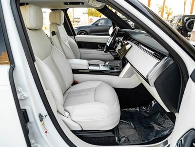 2025 Land Rover Range Rover SE