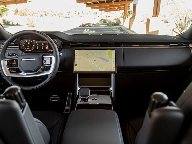 2026 Land Rover Range Rover SE SWB P400