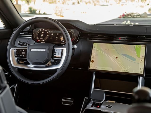 2026 Land Rover Range Rover SE SWB P400