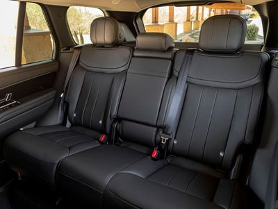 2026 Land Rover Range Rover SE SWB P400