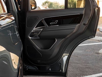 2026 Land Rover Range Rover SE SWB P400