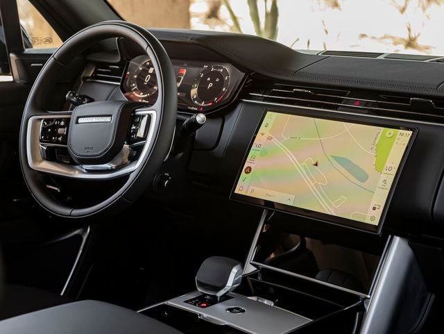 2026 Land Rover Range Rover SE SWB P400