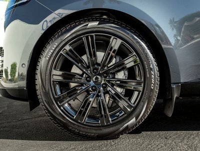 2024 Land Rover Range Rover SE