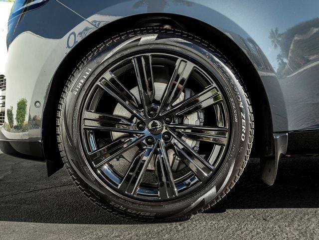 2024 Land Rover Range Rover SE