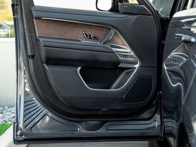 2024 Land Rover Range Rover SE