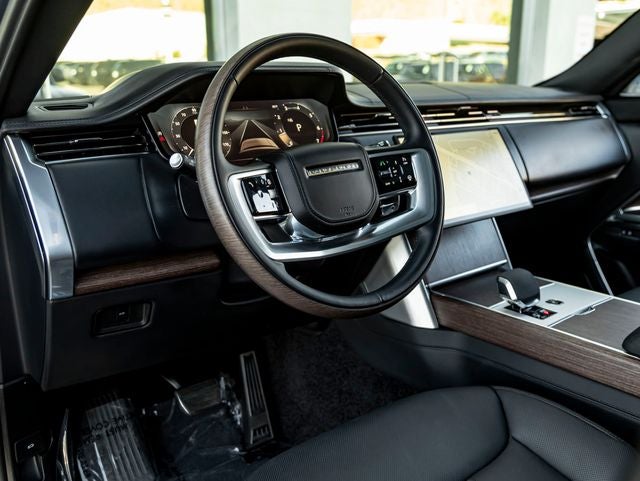 2024 Land Rover Range Rover SE