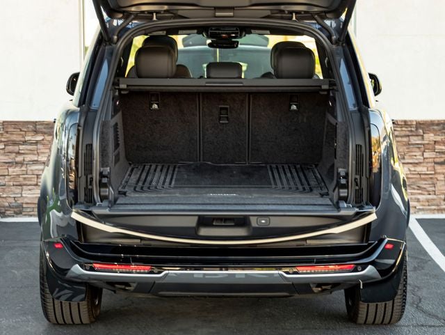2024 Land Rover Range Rover SE