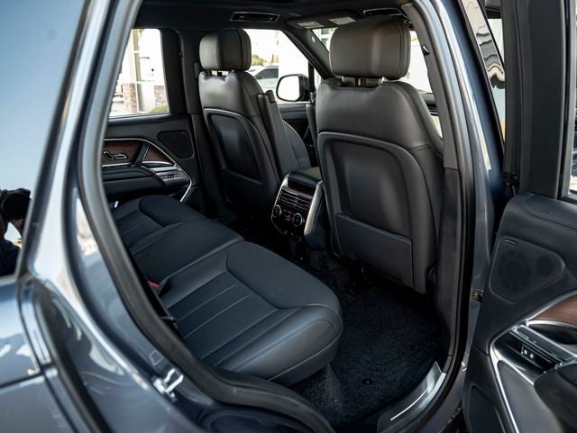 2024 Land Rover Range Rover SE