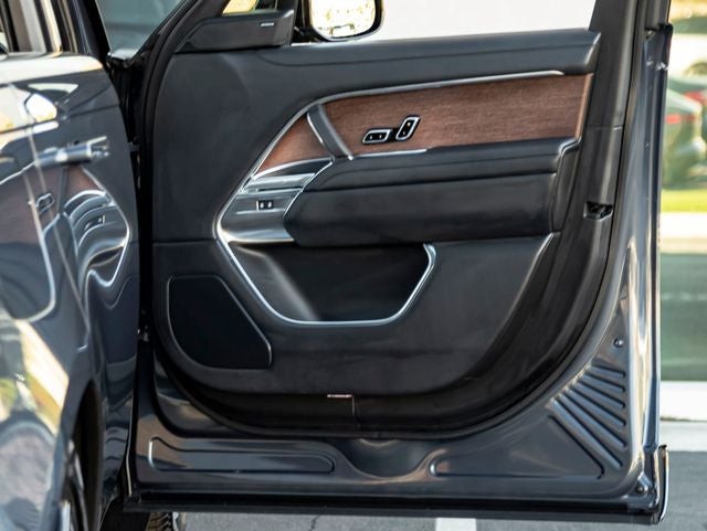 2024 Land Rover Range Rover SE