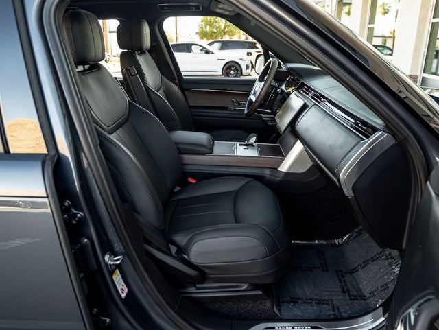 2024 Land Rover Range Rover SE