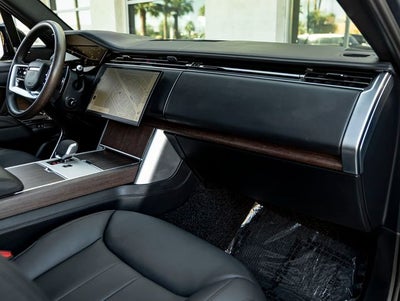 2024 Land Rover Range Rover SE