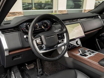 2023 Land Rover Range Rover SE