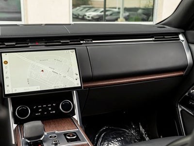 2023 Land Rover Range Rover SE