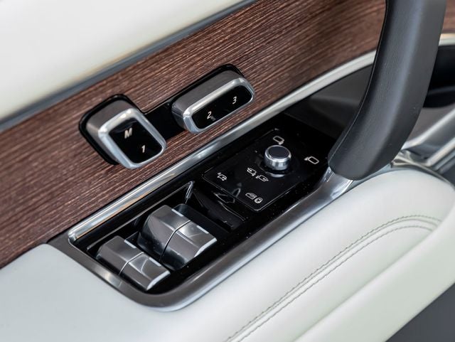 2024 Land Rover Range Rover SE