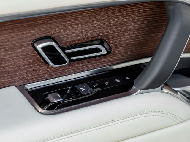 2024 Land Rover Range Rover SE
