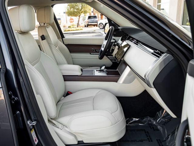 2024 Land Rover Range Rover SE