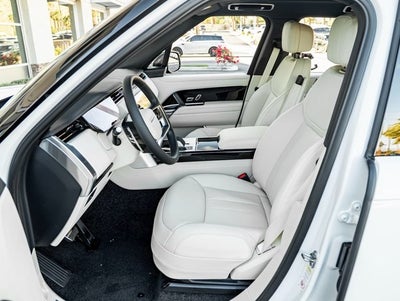 2026 Land Rover Range Rover SE