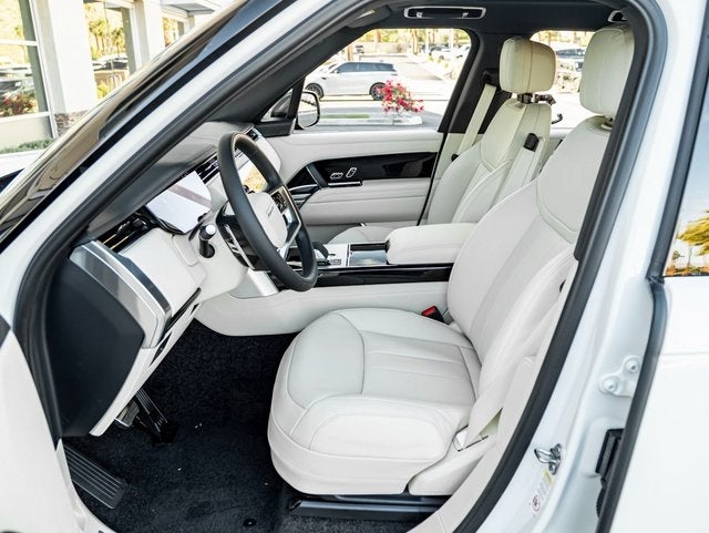 2026 Land Rover Range Rover SE