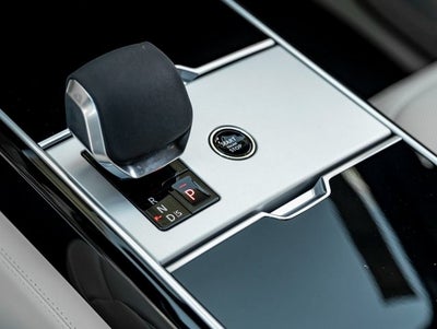 2026 Land Rover Range Rover SE