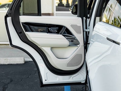 2026 Land Rover Range Rover SE