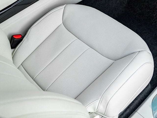 2026 Land Rover Range Rover SE