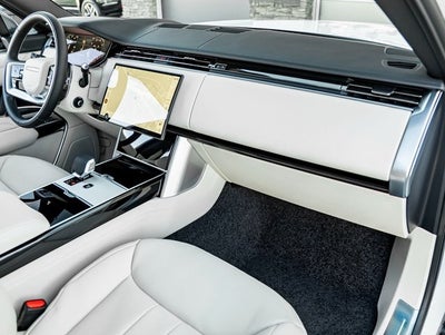 2026 Land Rover Range Rover SE