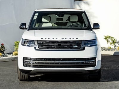 2026 Land Rover Range Rover SE