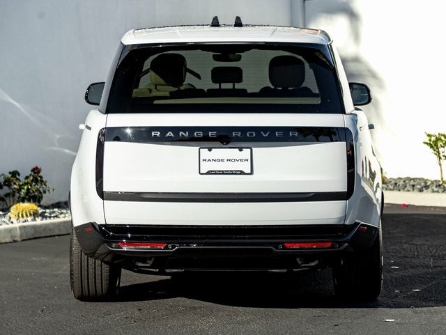 2026 Land Rover Range Rover SE