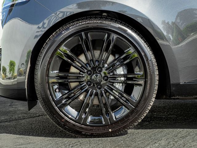 2026 Land Rover Range Rover SE