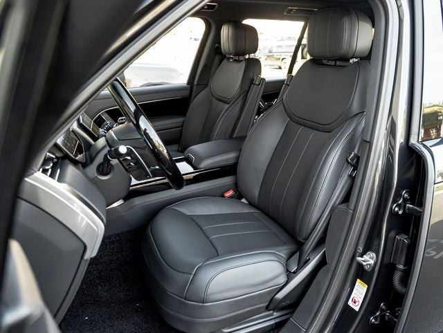 2026 Land Rover Range Rover SE