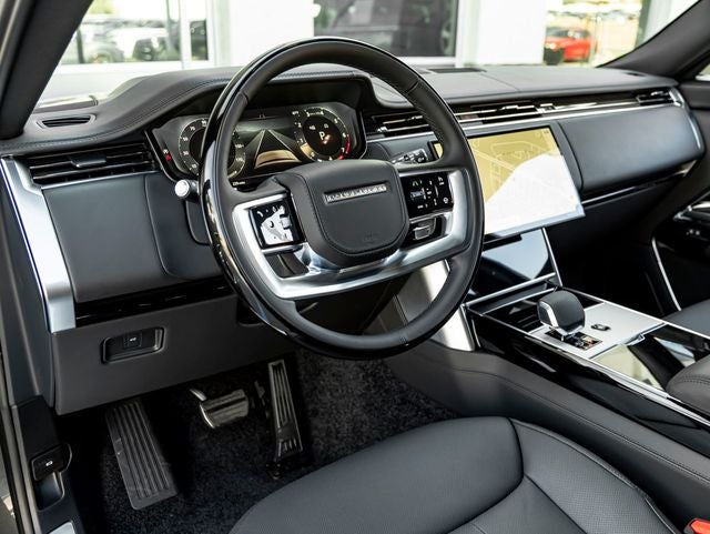 2026 Land Rover Range Rover SE