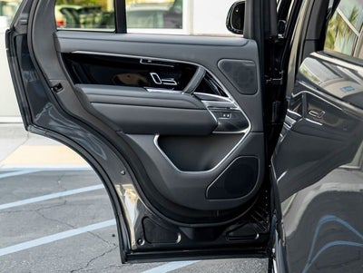 2026 Land Rover Range Rover SE