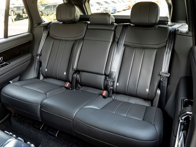 2026 Land Rover Range Rover SE