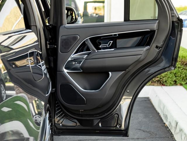 2026 Land Rover Range Rover SE