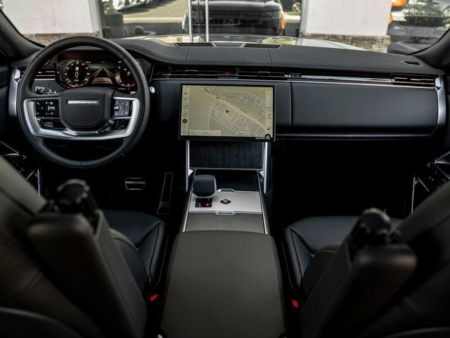 2026 Land Rover Range Rover SE