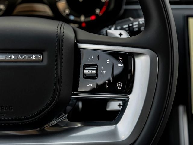 2026 Land Rover Range Rover SE