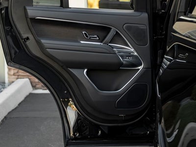 2026 Land Rover Range Rover SE
