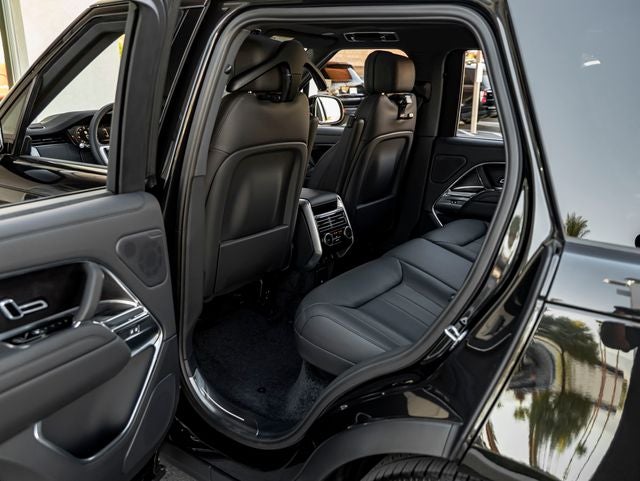 2026 Land Rover Range Rover SE