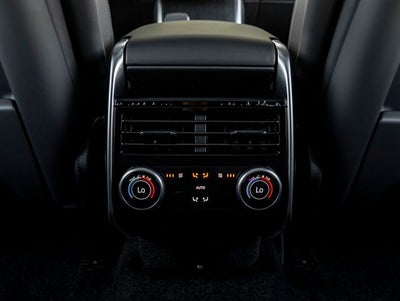 2026 Land Rover Range Rover SE