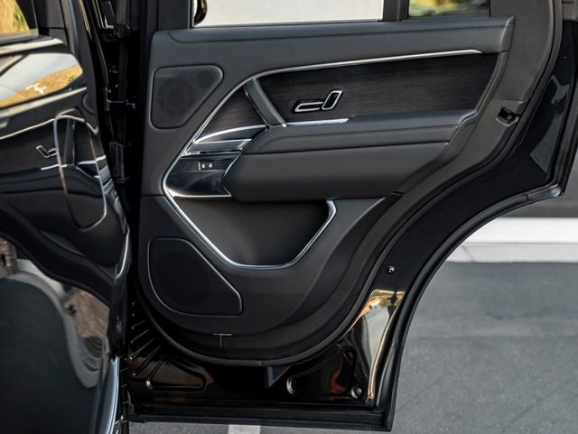 2026 Land Rover Range Rover SE