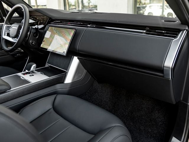 2026 Land Rover Range Rover SE