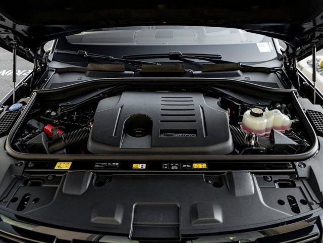 2026 Land Rover Range Rover SE