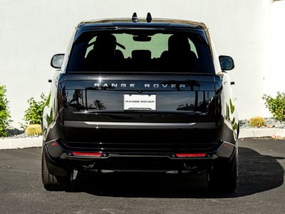 2026 Land Rover Range Rover SE