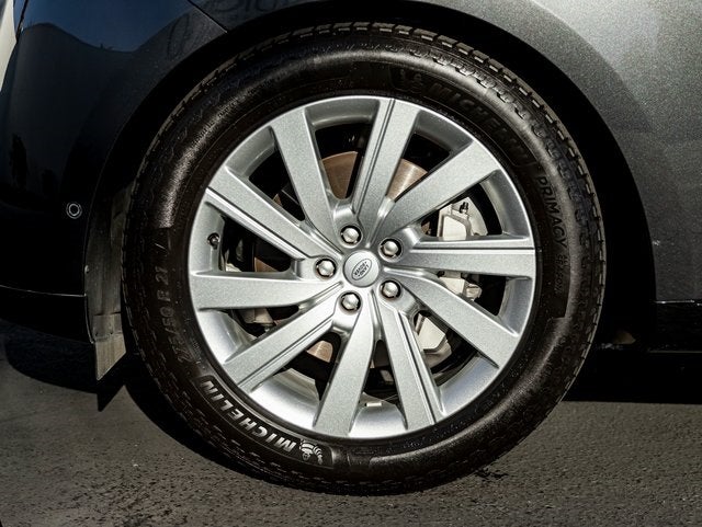 2023 Land Rover Range Rover SE