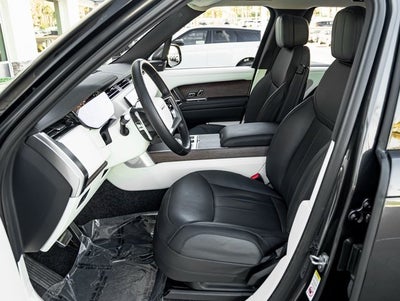 2023 Land Rover Range Rover SE