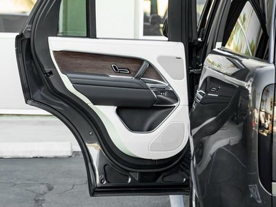 2023 Land Rover Range Rover SE