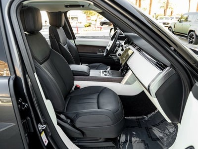 2023 Land Rover Range Rover SE